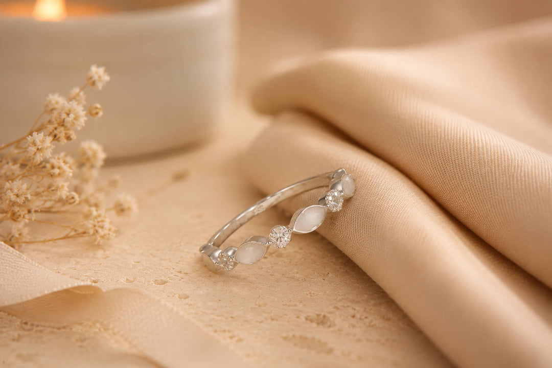 Zilveren moedermelk ring Nova met half eternity design